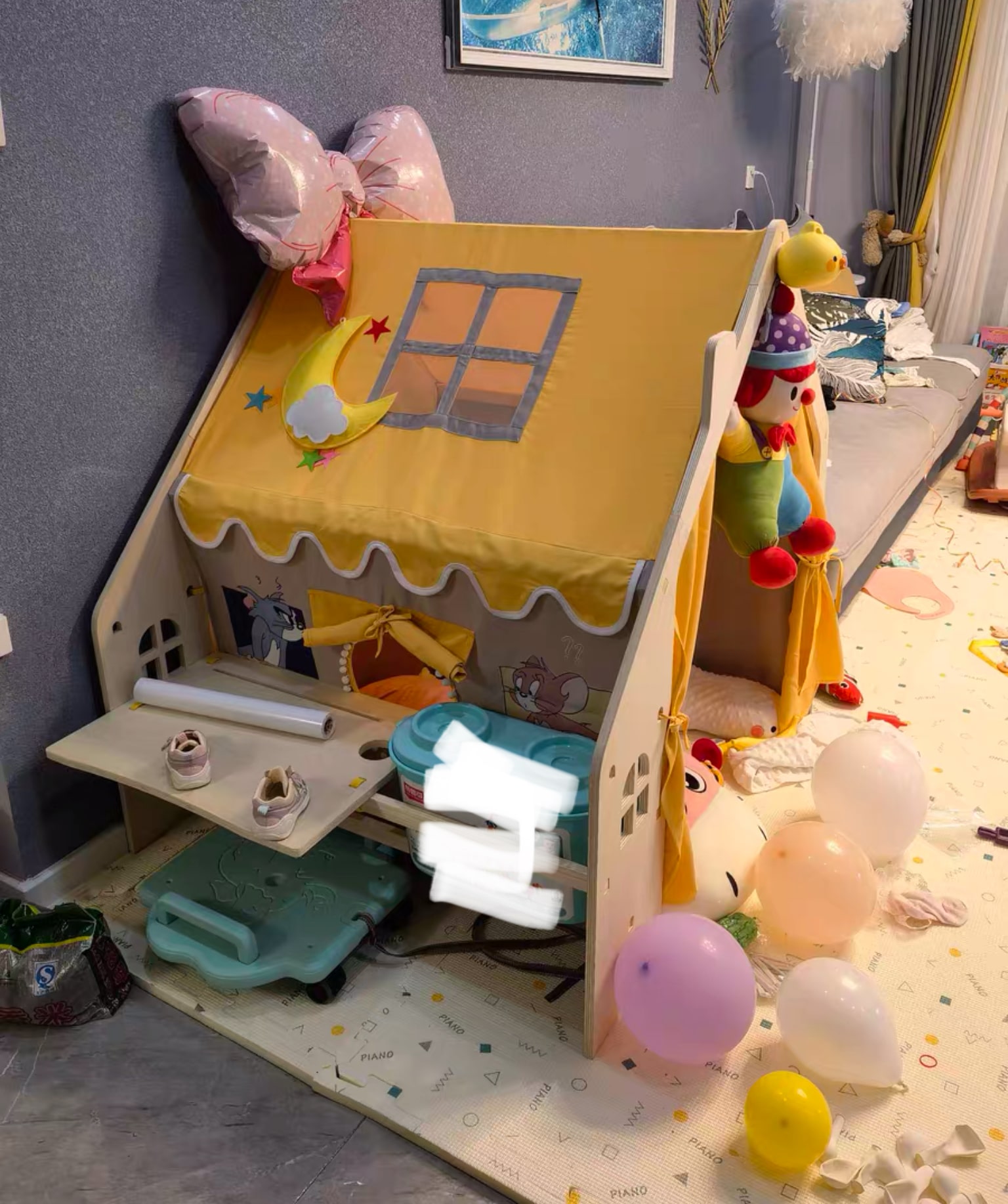 Children Playing Tent photo review